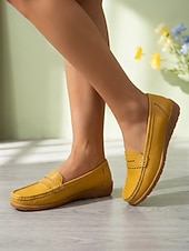billige Women's Slip-Ons &amp; Loafers-Women's Yellow Classic Moccasin Loafers - Soft Microbial Leather Slip-On Flats with Non-Slip Sole, Lightweight Comfort Walking Shoes for Work, Travel, Driving and Daily Wear