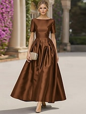  Corte A Vestido Midi Vestidos de coctel Elegante Manga Corta Escote Barco Fiesta de jardin Boda Tafetán Satén elástico con Plisado