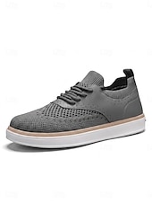 billige Menn-hvite herresneakers - lette, komfortable tursko med snøring - rene sko til ferieturer, spaserturer langs sjøen og smarte, avslappede antrekk