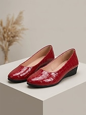 cheap Women's Flats-Women's Red Croc-Embossed Flats - Comfortable Round Toe Office Shoes with Low Wedge Heel &amp; Anti-Slip Sole for Professional Work, Meetings &amp; Daily Commute