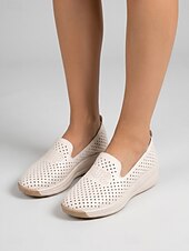 billiga Damsneakers-Women's Beige Perforated Slip-On Walking Shoes with Breathable Hollow-Out Upper - Lightweight Comfort Shoes for Travel, Vacation, Shopping, Daily Walking and Everyday Wear