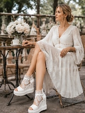 abordables novia-Sandalias de cuña con plataforma de encaje blanco para novias, zapatos de boda con puntera abierta y correa con hebilla para bodas al aire libre y en la ciudad.