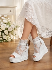 abordables novia-Sandalias de cuña con plataforma de encaje blanco para novias, zapatos de boda con puntera abierta y correa con hebilla para bodas al aire libre y en la ciudad.