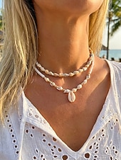 voordelige Dames ketting-Damesketting met meerdere lagen van natuurlijke schelpen, dubbele streng strandsieraden, handgemaakte ketting met schelpen en kralen, kustachtige boho-vakantieaccessoires voor zomerreizen en cruises.