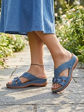 baratos Slide Sandals-Women's Floral Slide Sandals with Massage Dot Arch Support Insole - Perforated Hollow Breathable Comfort Slides with 3D Flower Metal Stud Decor for Daily Walks, Household Chores &amp; Summer Wear