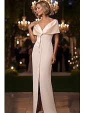 abordables Vestidos de noche ajustados-Funda Columna Hasta el Suelo Vestido formal Vestido de noche Vestidos de noche Elegante Estilo de Celebridad Manga Corta Hombros Caídos Fiesta de Noche Boda con Botones Abertura Chal