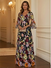 abordables Vestidos de Noche en A-Corte A Hasta el Suelo Vestidos de noche Vestimenta formal Elegante Floral Manga Larga Escote en Pico Boda Formal Encaje con Flores 3D Bordados Apliques