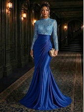 economico Abiti da Sera Sirena-Sirena Tromba Lunghezza al pavimento Abito da Sera Elegante Setoso Abito da sera stile impero Manica Lunga Collo Alto Matrimonio Formale Raso Elasticizzato Con Paillettes con Glitter Pieghe Perline