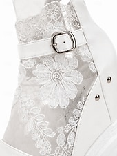 abordables novia-Sandalias de cuña con plataforma de encaje blanco para novias, zapatos de boda con puntera abierta y correa con hebilla para bodas al aire libre y en la ciudad.