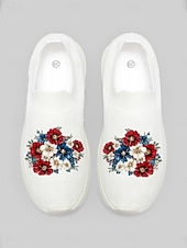  Pantofi sport fără mâneci pentru femei, albi, cu imprimeu floral – pantofi sport respirabili, confortabili, tricotați, cu absorbție ușoară a șocurilor și suport pe tot parcursul zilei, pentru