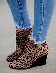 Mujer Botas Zapatos de gamuza Tallas Grandes Zapatos de incremento de altura Diario Color sólido Botines Botines Invierno Tacón Cuña Dedo redondo Moda Casual Cuero PU Mocasín Leopardo Negro Marrón
