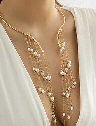 Damen-Halskette mit goldenem Stern-Kaskadendesign und eleganten Fransenketten – Statement-Schmuck für besondere Anlässe