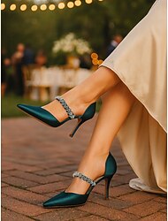 Damesblauwe satijnen stilettohakken met kristallen band - elegante pumps met puntige neus voor formele gelegenheden en cocktailparty's