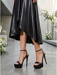 Damskor med höga platåklackar i nude - eleganta skor med remmar för bröllopsgäster, perfekta för bröllop i stan och mottagningar &formella evenemang