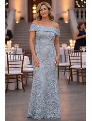 Åtsmitande Klänningar Golvlång Bröllopsgästklänning Formell klädsel Aftonklänning Klänning till brudens mor Ärmlös Över axeln Elegant Enkel minimalist Formell Spets med 3D-blommor Broderad