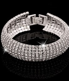 cheap -Women‘s Crystal Bracelet Bangles Tennis Bracelet Ladies Cuff Luxury Basic Elegant Imitation Diamond Bracelet Jewelry Silver / Golden For Wedding Party / Evening Daily Casual Evening Party