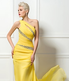 abordables -Robe de soirée en coupe ajustée robe sexy invitée de mariage engagement traîne balayante  traîne brosse sans manches épaule dénudée 30D chiffon dos nu avec cristaux froncés sequins 2025