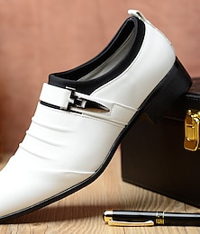 levne -pánské módní slip-on mokasíny – elegantní bílé boty z umělé kůže s kovovou přezkou, ideální pro formální i obchodní běžné nošení