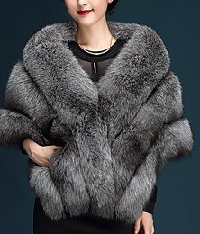 abordables -châles à manches courtes en fausse fourrure automne mariage / fête / soirée femmes wrap avec dentelle / robe unie pour impressionner 2025