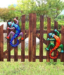 abordables -Esculturas de pared de decoración de gecko de metal colorido, adornos de arte de jardín para patio, cerca de porche, patio trasero, decoración colgante de la suerte al aire libre