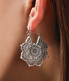 cheap -Women's Earrings Classic Flower Shape Vintage Ethnic Earrings Jewelry Silver / Golden For Wedding Party 1 Pair