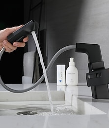 voordelige -badkamer wastafelkraan met uittrekbare straal draaibaar / uittrekbaar / klassiek gegalvaniseerd / geverfde afwerkingen in het midden eengreeps één gatsbad temperatuurweergave kranen