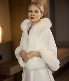 abordables -châles de mariée élégants pour garder au chaud sans manches en fausse fourrure blanche automne mariage enveloppes avec couleur pure pour mariage automne&amp;robe d'hiver pour impressionner 2025