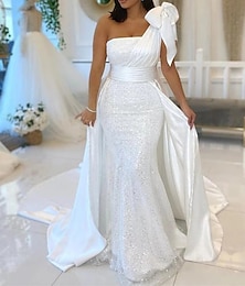 economico -Abiti da sposa sirena con spalla unica senza maniche strascico a cappella vestiti da sposa in pizzo con fiocco/i in paillettes