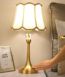 preiswerte -leichte luxus tischlampe berührungsempfindliche nachttischlampe warme und dauerhafte lampe moderne und einfache nordische nachttischlampe für das hauptschlafzimmer