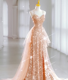 Χαμηλού Κόστους -Γραμμή Α Φορέματα χορού Φανταχτερό Φόρεμα Επισκέπτης γάμου 16α Γενέθλια Μακρύ Αμάνικο Καρδιά Τούλι με Πούλιες 2024