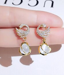 abordables -Femme Boucle d'Oreille Pendantes Bijoux Fins Classique Précieux mode Romantique Des boucles d'oreilles Bijoux Dorée Pour Mariage Soirée 1 paire