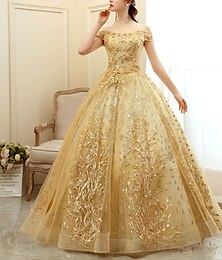 abordables -Robe de cocktail en or trapèze, robe élégante, robe formelle pour invités de mariage, longueur thé, sans manches, épaules dénudées, satin avec plis, appliques, robe pour impressionner 2025