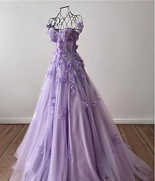 preiswerte -A-Linie Ballkleider Elegant Kleid Formal Pinsel Schleppe Ärmellos Schatz Ausschnitt Tüll mit Plissee Paillette Applikationen 2024