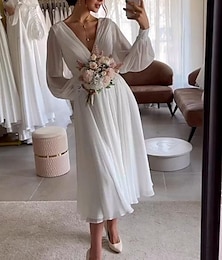 cheap -Bridal Shower Simple Wedding Dresses Glitter & Sparkle Wedding Dresses Ball Gown Off Shoulder Sleeveless Knee Length Satin Bridal Gowns With Pleats Appliques 2024