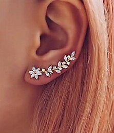 abordables -Femme Boucles d'oreille Clou Boucle d'Oreille Pendantes Boucle d'Oreille Créoles Géométrique Forme de fleur Elégant Rétro Vintage Le style mignon mode simple Des boucles d'oreilles Bijoux Argent / Or