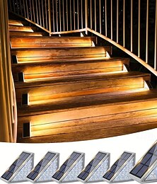 abordables -2/6 pièces lampes de marche solaires, lumières de terrasse extérieures lampes de terrasse solaires triangulaires IP67 étanches lumières de décoration automatiques pour escalier patio cour, allée, porche, porte d'entrée, trottoir, blanc chaud