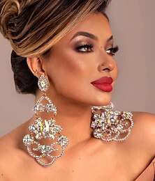 preiswerte -Damen Kreolen Geometrisch Kostbar Erklärung Diamantimitate Ohrringe Schmuck Silber Für Hochzeit Party 1 Paar