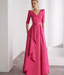 preiswerte -A-Linie Abendkleid Elegantes Kleid Strand Hochzeit Formal Bodenlang Halbe Ärmel V-Ausschnitt Kleid Satin mit Rüschen