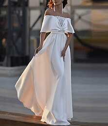 preiswerte -Hochzeitskleider A-Linie Off-Shoulder Halbe Ärmeln Sweep/Brush Train Satin Brautkleider mit Perlen