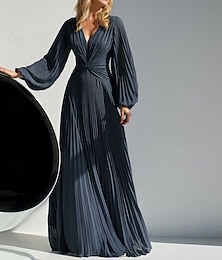 abordables -Robe A-Line Mère de la Mariée Élegante Simple Col en V Longueur Sol Chiffon Manches Longues avec Couleur Unie