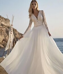 economico -Abiti da sposa in spiaggia A-Line maniche lunghe scollatura a V scallop lunghezza fino al pavimento chiffon top da sposa abiti da sposa con applicazioni