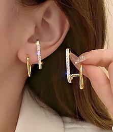 economico -orecchini a cerchio geometrici in oro da donna con accenti di strass: gioielli moderni ed eleganti per matrimoni, feste ed eventi formali