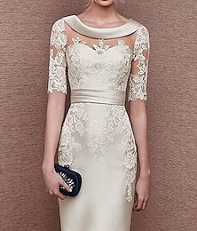 economico -Abito Sheath Madre della Sposa Ospite di Matrimonio Elegante Vintage Collo Gioiello Lunghezza Ginocchio Satin Pizzo Maniche Corte con Applicazioni Abito Derby Giornata di Corsa 2025 misura
