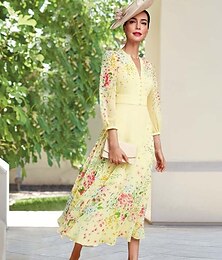 preiswerte -A-Linie Mutter der Braut Kleid Elegant Einfach Minimalistisch V-Ausschnitt Floral Print Bodenlang Chiffon Lange Ärmel mit verdeckten Knöpfen Renntag Kleid Hochzeitsgast Kleid
