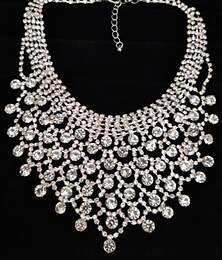 abordables -Collier Chrome Cristal naturel Femme Mode Le style mignon Classique Mariage Forme Géométrique Colliers Tendance Pour du quotidien