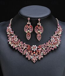 abordables -Collier pendentif en cristal imitation diamant pour femme, collier géométrique mignon en forme de cuboïde pour mariage, festival / 3 pièces