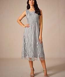 abordables -Femmes Longueur du thé Robe en Dentelle Élégant robe demoiselle d honneur Date Coupe régulière Couleur Unie Sans manches Col ras du cou Gris Été Printemps Automne