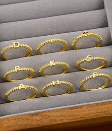 abordables -Bague lettre personnalisée, cadeau pour maman, bague en cuivre plaqué or 18 carats, design alphabet a-z, bande ouverte réglable avec zircon, bijoux élégants et stylés pour femmes