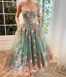 preiswerte -A-Linie Cocktailkleider Elegantes Kleid Hochzeitsgast Urlaub Bodenlang Lange Ärmel V-Ausschnitt mit blumenbesticktem Spitzenapplikation Derby Kleid 2025