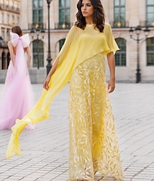 economico -Abito da sera A-Line giallo in chiffon ricamato elegante abito formale da matrimonio da ospite lunghezza a terra maniche corte collo giro convertibile